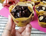 Foto langkah ke 7 dari resep Muffin cokelat.