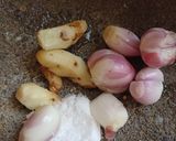 Foto langkah ke 2 dari resep Sayur bening kencuran.