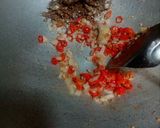 Foto langkah ke 3 dari resep Jamur kuping telur puyuh bumbu lodeh.