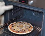 Foto del paso 6 de la receta Pizza sin gluten de atún y anchoas