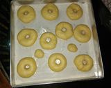 Foto langkah ke 12 dari resep Donat Maizena Eggless.