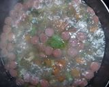 Foto langkah ke 4 dari resep Sop Sayuran dengan Kemiri+Ketumbar.