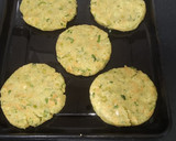 Foto del paso 3 de la receta: Hamburguesas de arvejas a la napolitana