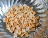 A picture of step 1 of Cheeseling bhel.