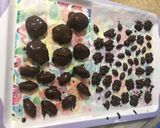 Foto del paso 4 de la receta: Nueces y almendras bañadas en chocolate 🍫