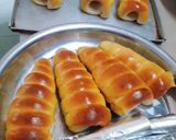 Hình bước làm 6 của món Bánh mì xoắn ốc với khuôn tự làm