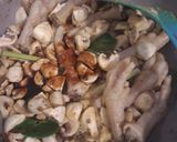 Foto langkah ke 3 dari resep Bakmi Ayam Komplit.