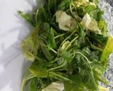 Foto del paso 4 de la receta: Ensalada de hojas verdes