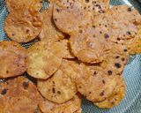 A picture of step 2 of Leftover Chapati fry Papdi Chaat.