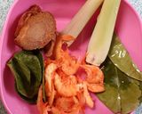 Foto langkah ke 1 dari resep Sayur Daun Singkong Tanpa Santan.