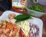 Foto langkah ke 2 dari resep Asem-asem Ayam Buncis.