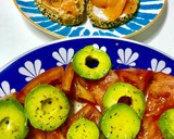 Foto del paso 2 de la receta: Una rebanada de pan con "all i oli"y salmón