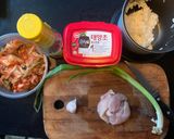 Foto langkah ke 1 dari resep Kimchi Bokkeumbap (Nasi goreng kimchi).