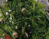 Foto langkah ke 6 dari resep Kangkung Orak Arik Telur.