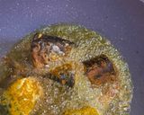 A picture of step 4 of Ghanaian fish stew.