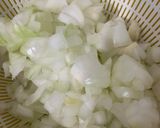 Hình bước làm 1 của món Nui Cá Hồi Sốt Kem