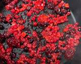 Foto del paso 4 de la receta: Crumble de frutos rojos ¡fácil y riquísimo!