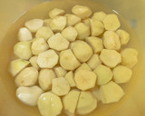 Foto del paso 1 de la receta: Patatas de guarnición al romero