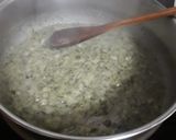 Foto del paso 2 de la receta: Caella en salsa verde con almejas