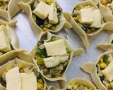 Foto del paso 6 de la receta: CANASTITAS DE ZAPALLITOS, VEGETALES 🌶🌽🧅🧄🫑🥕VARIOS Y 🧀QUESOS🧀