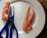 Foto del paso 1 de la receta: Fingers de pollo con paprika y garam masala