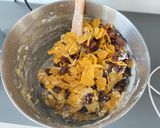 A picture of step 1 of Longan Cornflakes Cookies.