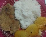 Foto del paso 4 de la receta: Papas con milanesa y arroz ✨🥘🍜🍛