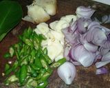 Foto langkah ke 2 dari resep Tumis Kulit Melinjo.