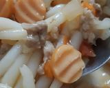 รูปขั้นตอนการทำที่ 2 ของ "เกี้ยมอี๋ราดหน้าไส้กรอกหมูสับ"🐷🥕🧅🍅🧄