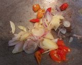 Foto langkah ke 5 dari resep Mi kuah susu.