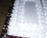 A picture of step 8 of Strawberries cake.