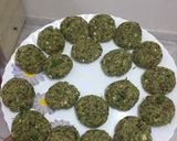 મીક્સ સ્પ્રાઉટ ફલાફલ સેન્ડવિચ(Mix sprouts falafel sandwich recipe in Gujarati) રેસીપી સ્ટેપ2ફોટો