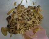 Foto langkah ke 4 dari resep Omelette Jamur.