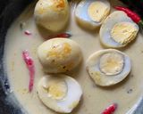 A picture of step 7 of Gondhoraj Dim / Eggs with Kafir Lime.
