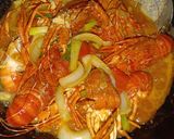 Foto langkah ke 4 dari resep Lobster Saus Padang.