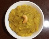 A picture of step 5 of Moong Dal Halwa.