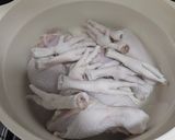 Foto langkah ke 2 dari resep Sup Ayam ala Pak Min Klaten.