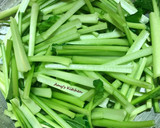 蒜炒小松菜 (油菜) / 簡單家常菜的食譜步驟1照片