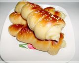Hình bước làm 6 của món Cornet à la cream - Bánh mì ốc nhân mặn và nhân kem sầu riêng