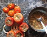 A picture of step 3 of Stuffed tomatoes with egg.