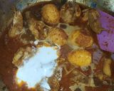 Foto langkah ke 6 dari resep Gulai Ayam Telur Bumbu Instan Indofood.