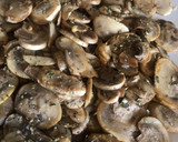 Foto del paso 4 de la receta: Champiñones al ajillo con un toque de orégano, para tapear