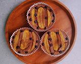 Foto langkah ke 5 dari resep Muffin Pisang Choco chips.