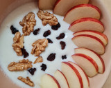 Foto del paso 3 de la receta: Smoothie bowl de yogur 🍎 con manzana, pasas, canela y nueces