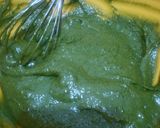 Foto langkah ke 2 dari resep Matcha Choco Mille Crepes Cake.