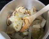Une image de l'étape 2 de Tarte endives quenelles jambon champignons au fromage de chèvre.