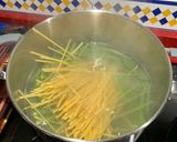 Foto del paso 3 de la receta: Judías verdes con espaguetis y gambones