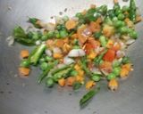 சோள ரவை கிச்சடி(Jowar Rava khichdi recipe in tamil) ரெசிபி ஸ்டேப் 2 புகைப்படம்