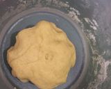 Foto langkah ke 2 dari resep Roti maryam kismis karamel.