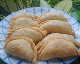 Foto langkah ke 7 dari resep Pastel Sayur Ekonomis.